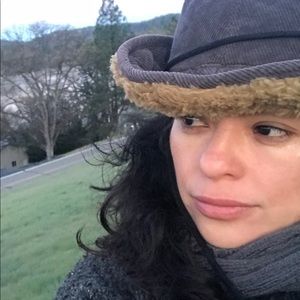 Meet your Posher, Janet